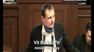 Interpelační kabaret: Rath versus John feat. Bárta (3/3)