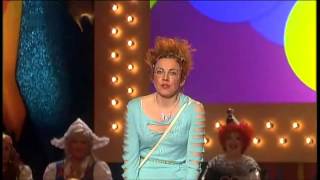 Heike Hildebrand als Hausfrau bei der hessischen Weiberfastnacht 2013