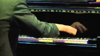 Benjamin Grosvenor plays Albéniz/Godowsky & Shostakovich at the 2013 Gramophone Awards