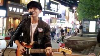 JHKTV]  hong dae busking 조한결 (너울 )  fly me to the moon