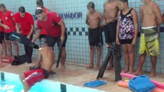 BOMBEIROS DO AMANHÃ - TREINAMENTO AQUÁTICO EM PISCINA
