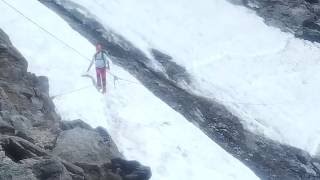 Alpiniste très imprudent dans le Grand Couloir