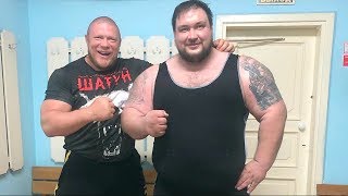 Папа экзорцист! Макс подбил меня