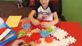 Детское видео распаковка игрушки Whirlabout Gears Combination собираем механизм играем с ним
