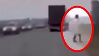 КАМЕРА ЗАСНЯЛА ПУТЕШЕСТВЕННИКА ВО ВРЕМЕНИ