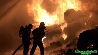 [E] +++ FLAMMENMEER IN ESSLINGEN +++ [Grossbrand im Entennest] +++ FEUER / GROSSEINSATZ / RECYCLING