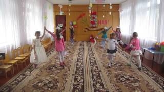 Танец "Берёзоньки"
