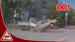 FlashCrash. Подборка пятисекундных аварий и ДТП. Выпуск 001