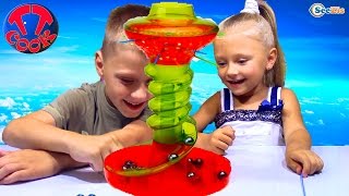 Челлендж от Ярославы и Игорька! Веселая игра для детей. Game for Kids KerPlunk Challenge