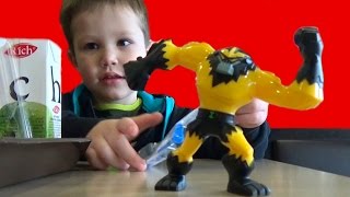 Макдональдс Хеппи Мил игрушки гамбургер влог Ben 10
