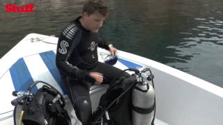 Gadget Challenge: Scuba Diving - iGills vs Suunto D9tx