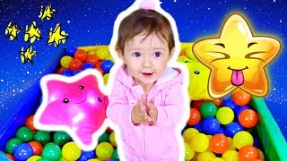 Twinkle Twinkle Little Star - Baby Nursery Rhymes  Song | Mundo da Lívia