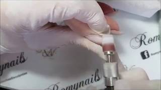 Service de uñas esculpidas en gel www.romynails.com.ar