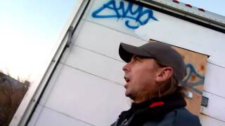 GRAFFITI ON MY TRUCK =/