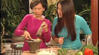 THAI FOOD basil chicken fried rice
