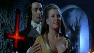 Female Vampire 18