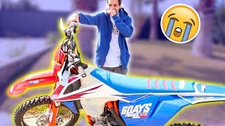 LA MIA RAGAZZA MI REGALA LA MOTO DEI MIEI SOGNI! *KTM 450 Six Days*