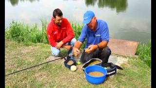 Alan Scotthorne fishing for carp with the Drennan Method feeders