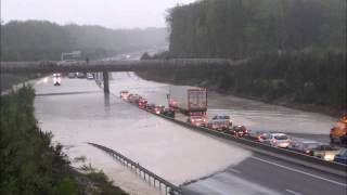 orage liffré (avec sons réels) 05/05/2012 19h00 A84 inondée flooding storms rain road cut flood