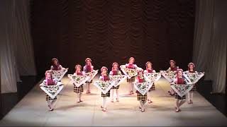 Хоровод с платками
