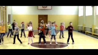 Флешмоб 2 класс Гимназия г.Пружаны конкурс "Детство" 2015