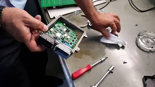 Oto Kuaför motor yıkama sonrası lpg ecu su dolmuş