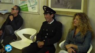 Mudù - Carabinieri in banca