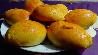 Печёные пирожки с яблоками из дрожжевого заварного теста
