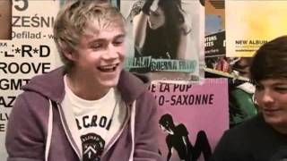 Niall Horan's Laugh (: