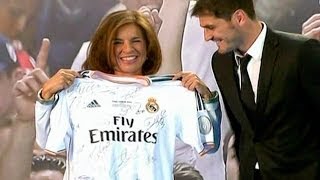 Ana Botella se pone la camiseta de los campeones