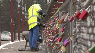 Liebes-Schlösser an der Thalkirchner Brücke: München flext Liebesbeweise weg