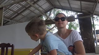 Пхукет  Разговор в храме