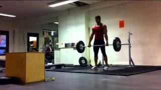 Ako Rahim, Crossfit, AMRAP, 9Deadlift 70kg, 12pushups, 15boxjumps 60cm