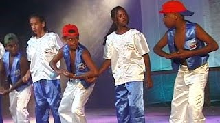 Croc Festival: Performance Murray Island School, Australia
