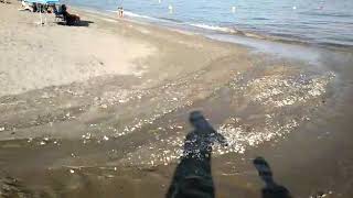 Vertidos fecales en una playa de Nerja