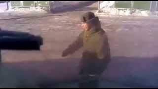 Soldiers dancing to gangnam style | Солдат танцует под gangnam style