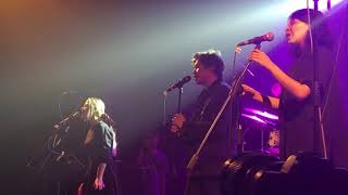 Hindia - Membasuh [featuring Nadin Amizah] (Live at Perayaan Bayangan 04/12/2019)