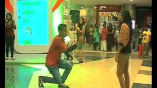 Aww moment! Boy proposes Girl on Valentine's Day