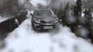Kia Sportage 2.0 CRDi AWD Zima Zaspy Śnieg  - Winter Drifts of Snow
