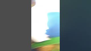 Школьник лижет подошву!! И цилует парту!!