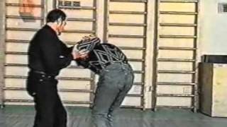 Рукопашный бой, приемы силового задержания Ч13