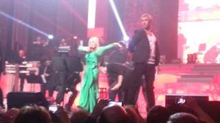 Googoosh - Nemidooni -  Nokia Theater  -  Dance