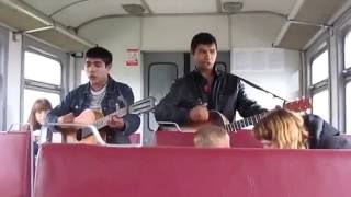 Цыганята красиво поют