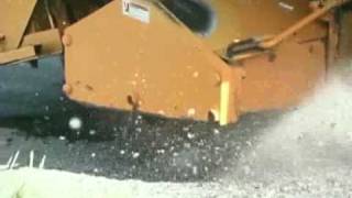 LeeBoy 1200S - Универсальный агрегат для ямочного ремонта