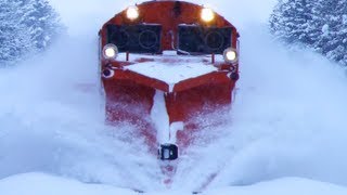 宗谷本線、DE15ラッセル...豪快雪はね 大迫力！