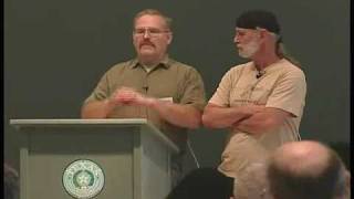 Mark Koernke and Don Yankee D in Texas 7 of 8