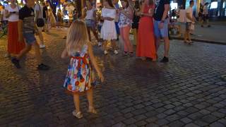 Девочка Танцует Под Звуки Саксофона, Одесса - The Girl Dances To The Saxophone Sounds, Odessa
