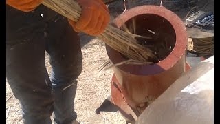 220 В. Дробление камыша на универсальном бытовом измельчителе.