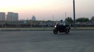 Учимся ездить руки накрест