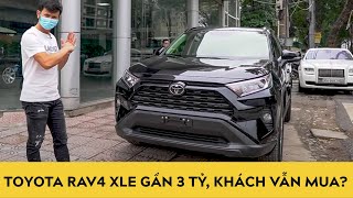 Vì sao Toyota RAV4 2020 XLE có giá gần 3 tỷ, khách Việt vẫn mua? | Autodaily